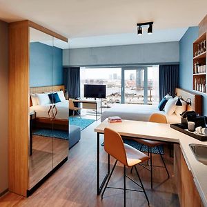 Studio met een Queen Size Bed